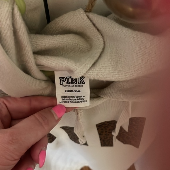 new Pink Sweatshirt with hood - Picture 2 of 3